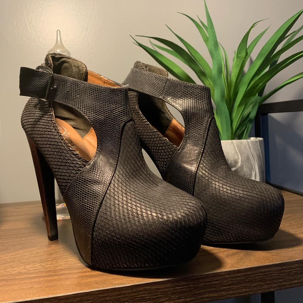 Jeffrey Campbell “Sledge” heels